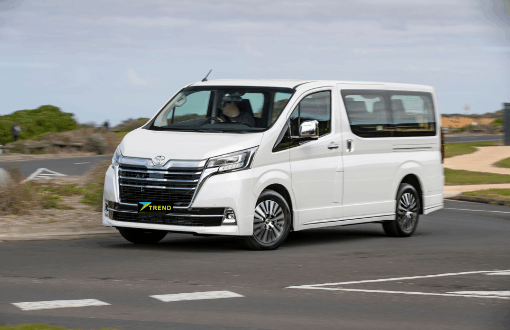 Minibus vs Multiple Cars: What’s Better for Compliance?