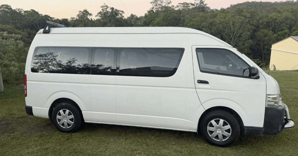 Why Minibuses Work Better for Seasonal Workers