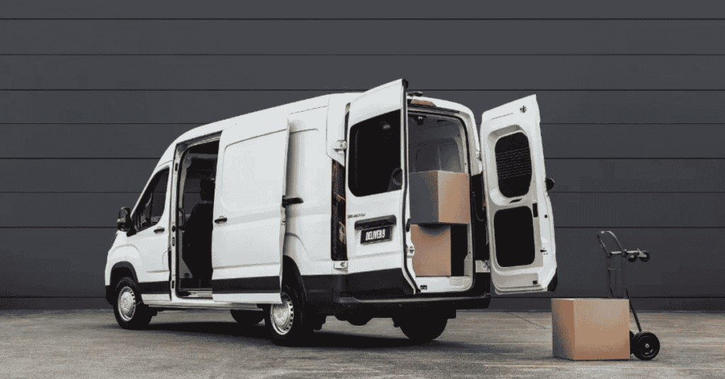 Large Van (4–6m³) — Best for 1‑Bedroom Apartments