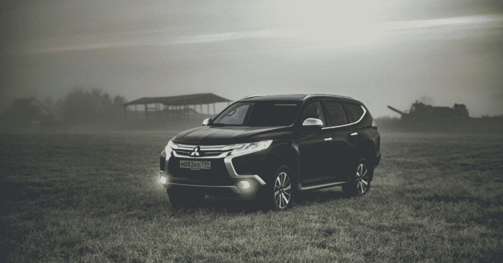 Mitsubishi Outlander front view