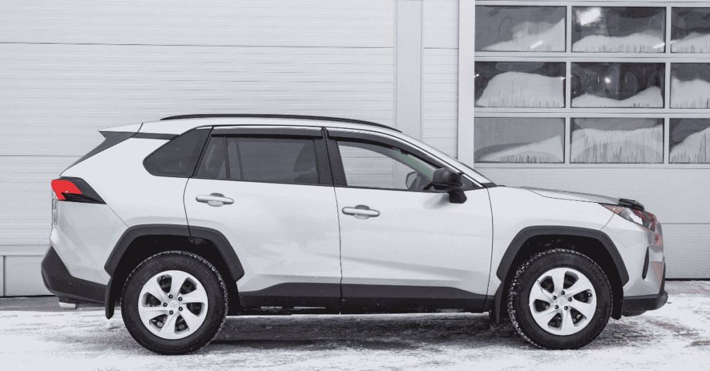 Toyota Kluger  side view